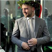 Offro lezioni private per gli studenti di comunicazione e giornalismo.